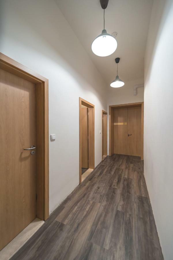 Hostel Orange Prague Exterior photo